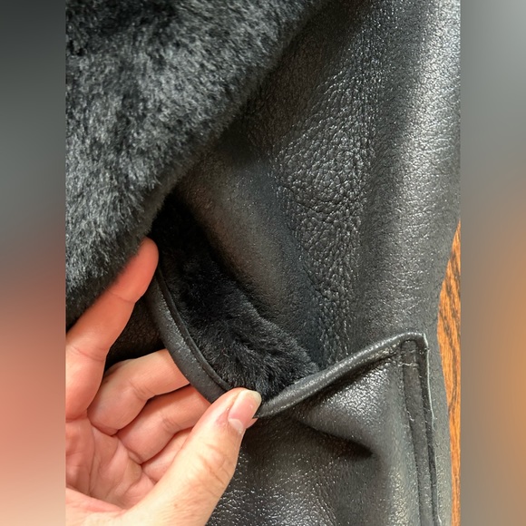 Therma Kota LINDY Reversible Shearling Vest - Picture 6 of 17